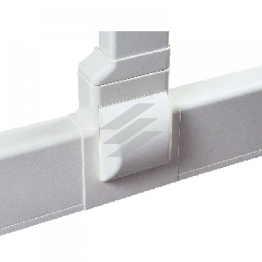 Трійник для плінтусного коробу 100х40мм з відводом на короб 90х40мм, білий RAL 9016, ДКС