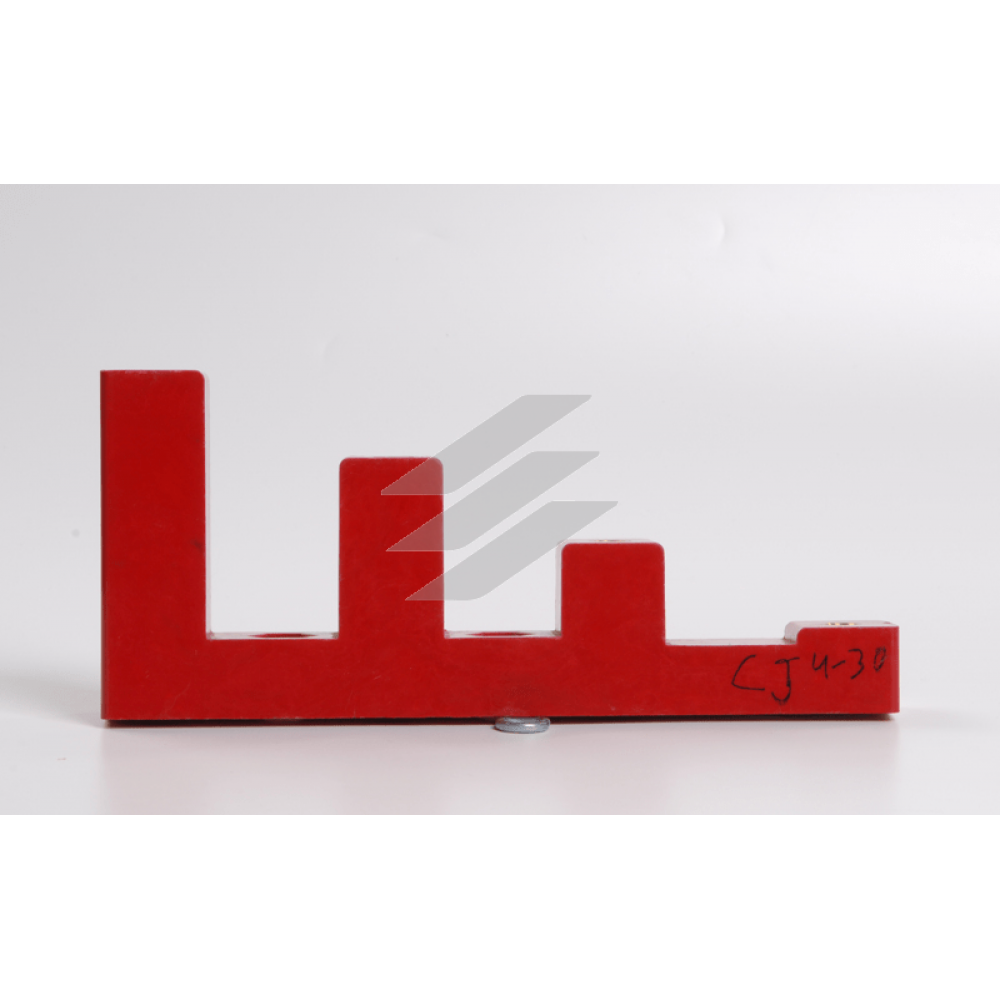 Изолятор ступенчатый ИСв4-30 (М8) силовой, IEK